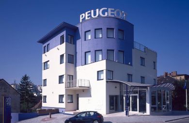 1998 - Peugeot Bratislava, Developer: ICT Autofrance s.r.o., Kosten  700.000 Euro